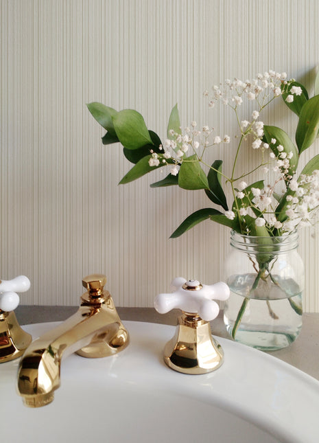 tapeta obiektowa prążki - szer 106 cm